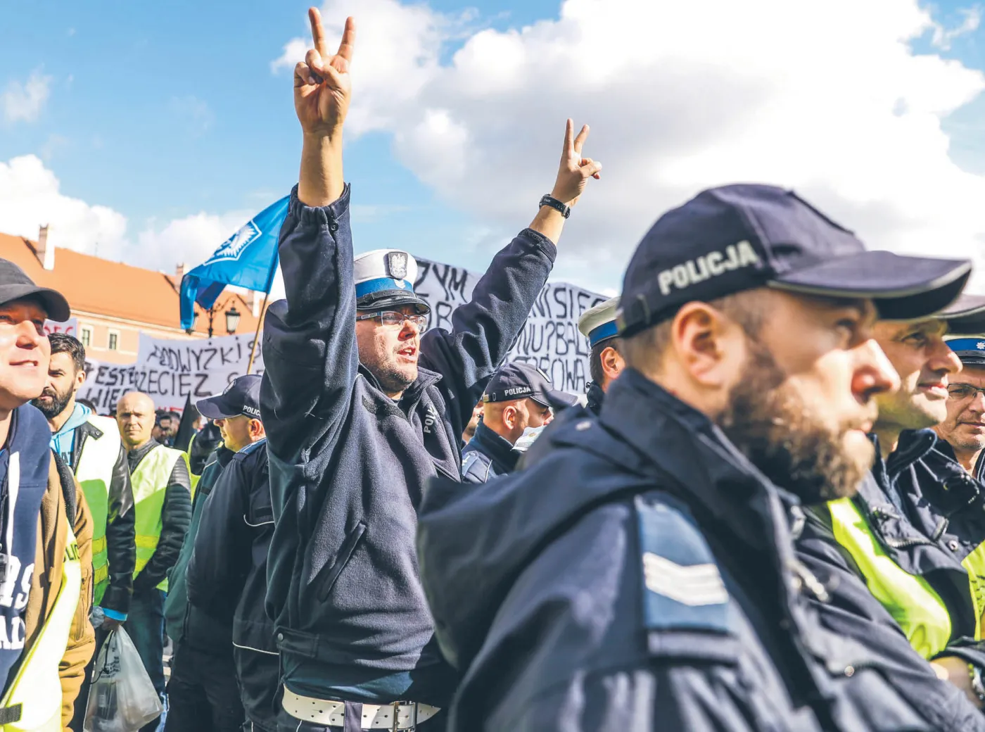 Protestują mimo podwyżek