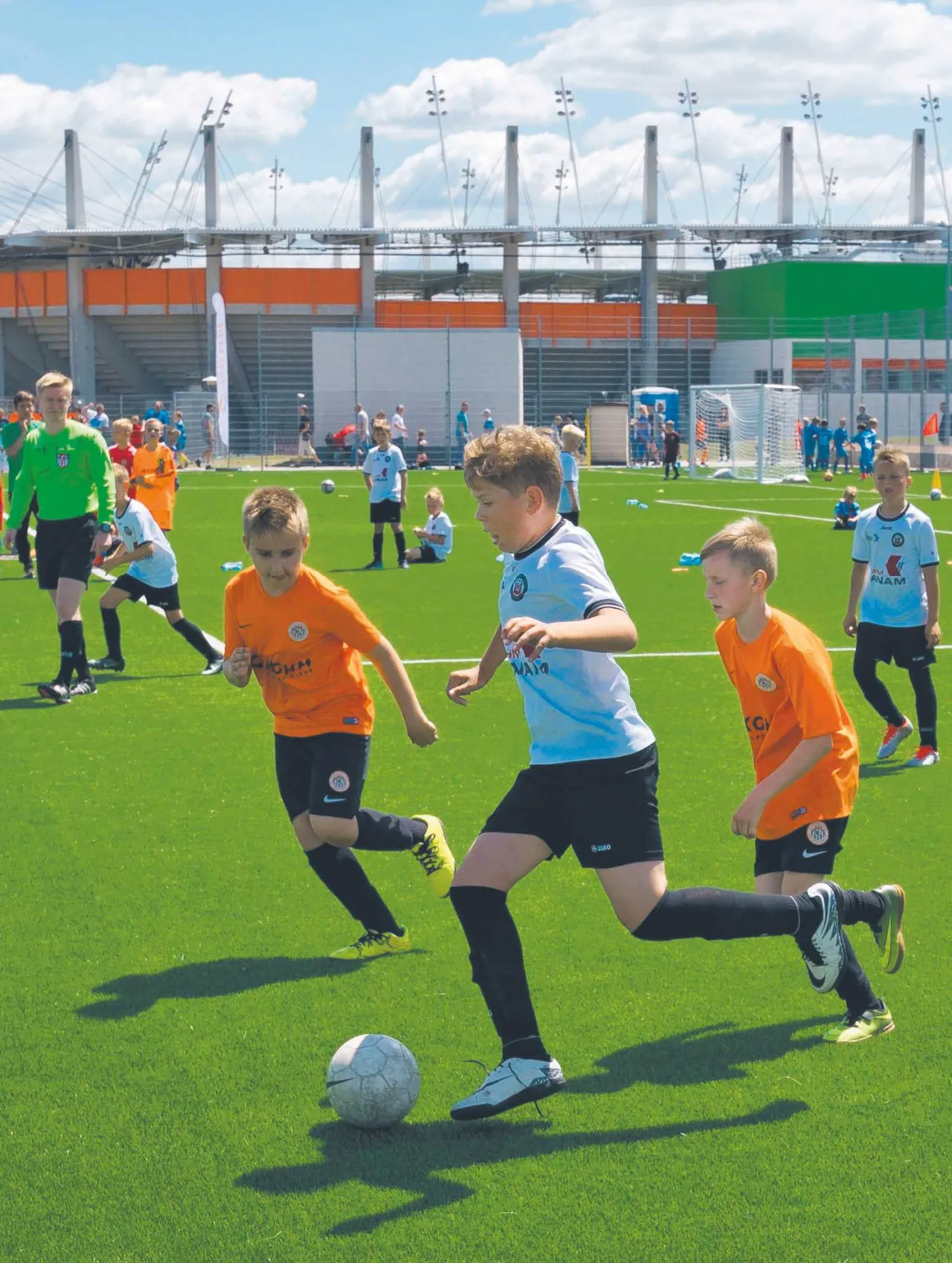 Bez czerwonej kartki dla bazy o uczniach