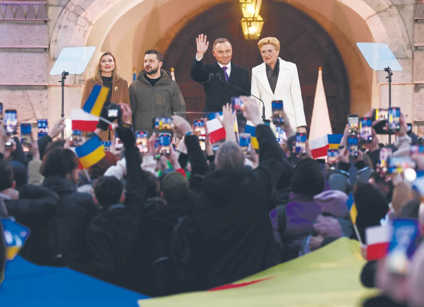 Broń, zboże i historia