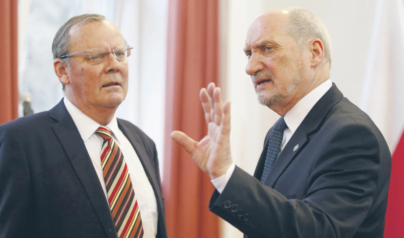 Wacław Berczyński i Antoni Macierewicz promowali współpracę z Motor Siczą