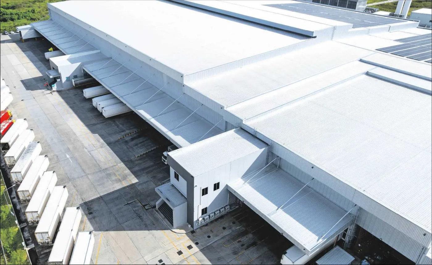 Paraliż komunikacyjny i brak paliwa nie są jedynym problemem. Gdy państwo zabierze pracowników w kamasze, cały system logistyczny runie.