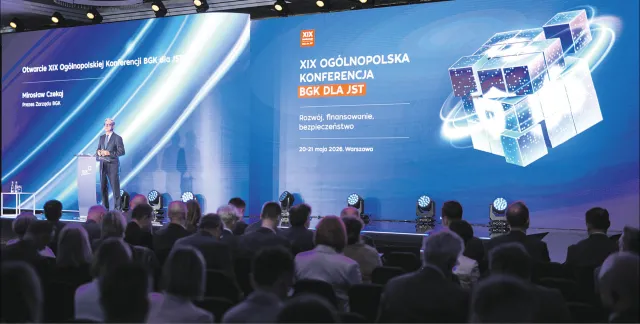 Samorządy mogą liczyć na inwestycje, ale muszą poradzić sobie z depopulacją