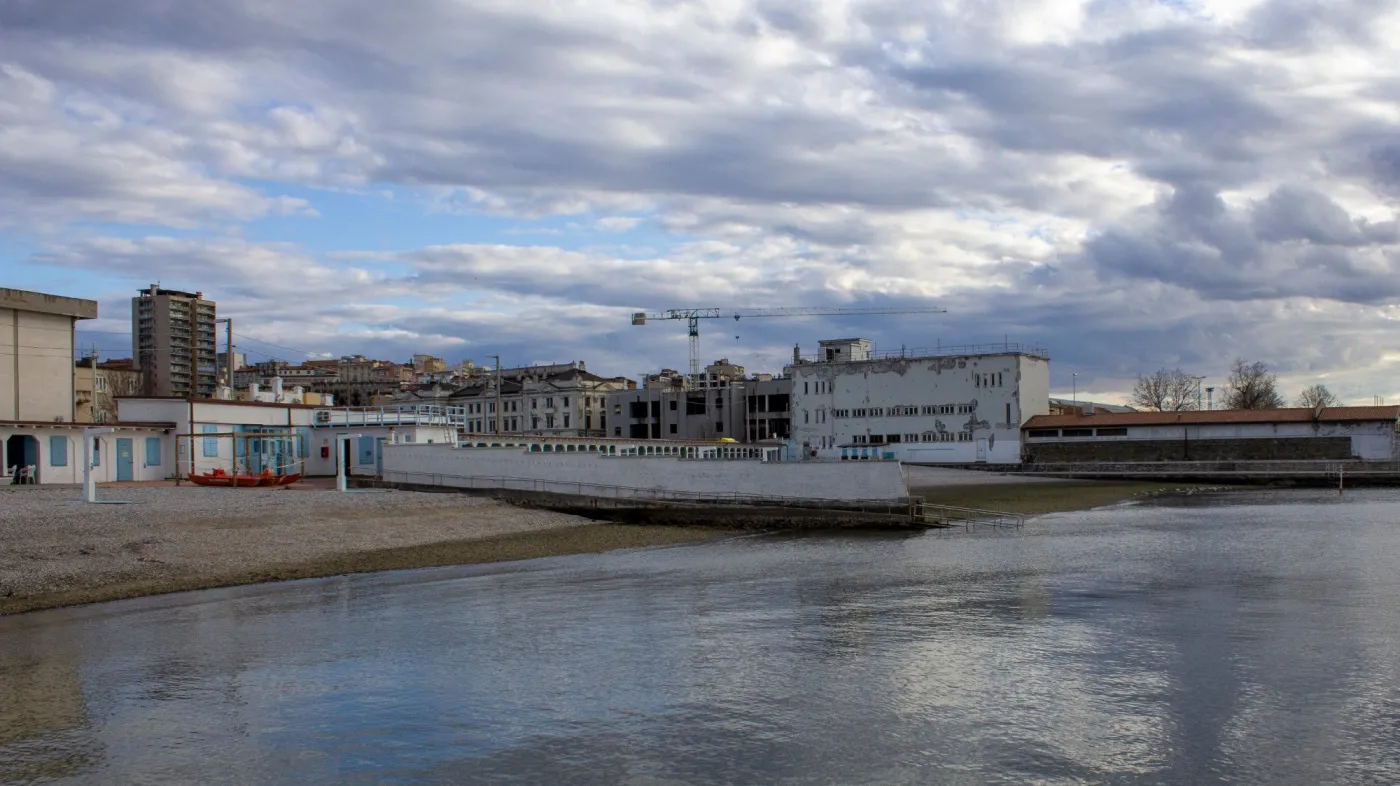 Trieste,,Italy,-,March,7,,2020:,La,Lanterna,(el,Pedocin)
