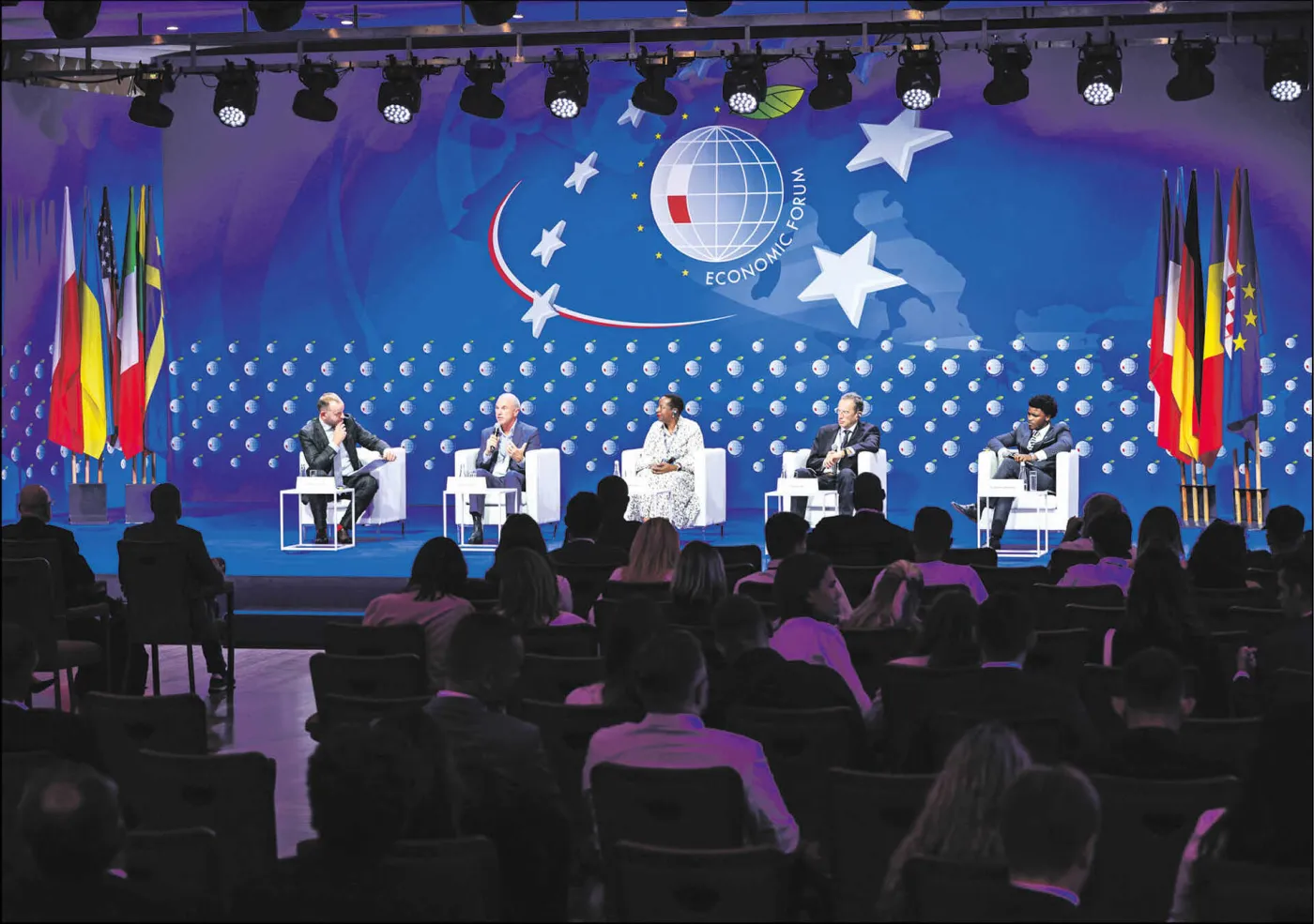 Sesja plenarna podczas XXXII Forum Ekonomicznego w Karpaczu w 2023 roku.