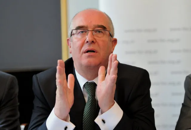 Seremet obala tezy II Konferencji Smoleńskiej: Biegli prokuratury nie wydają odgłosów