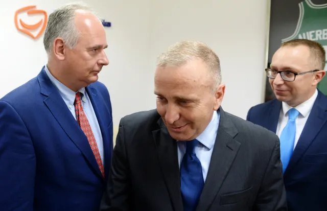 PO: Komisja Europejska nie dała się nabrać polityce PiS-u. "Takie zachowania uderzają w dobre imię Polski"