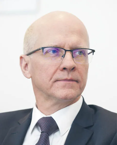 4325182-piotr-borowski-czlonek-zarzadu-gieldy-papierow-wartosciowych-w-warszawie.jpg