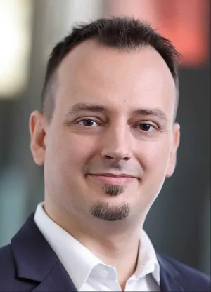 Maciej Żwirski, partner associate, Technology Vision 