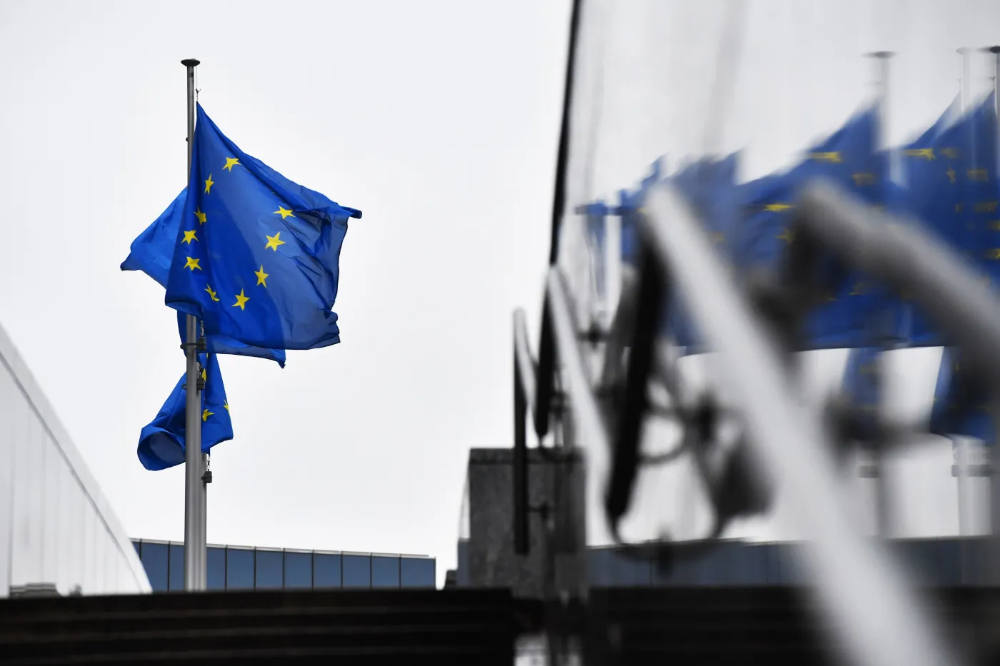 Unia Europejska Bruksela flaga Unii Europejskiej Komisja Europejska  Berlaymont