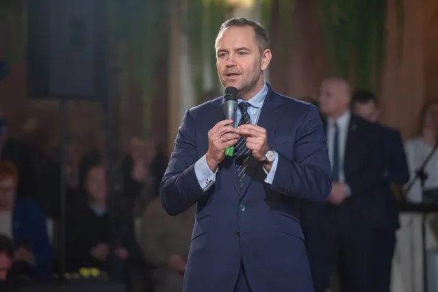 Karol Nawrocki podpisze wszystkie ustawy, które przygotuje rząd Tuska. Stawia jednak jeden warunek