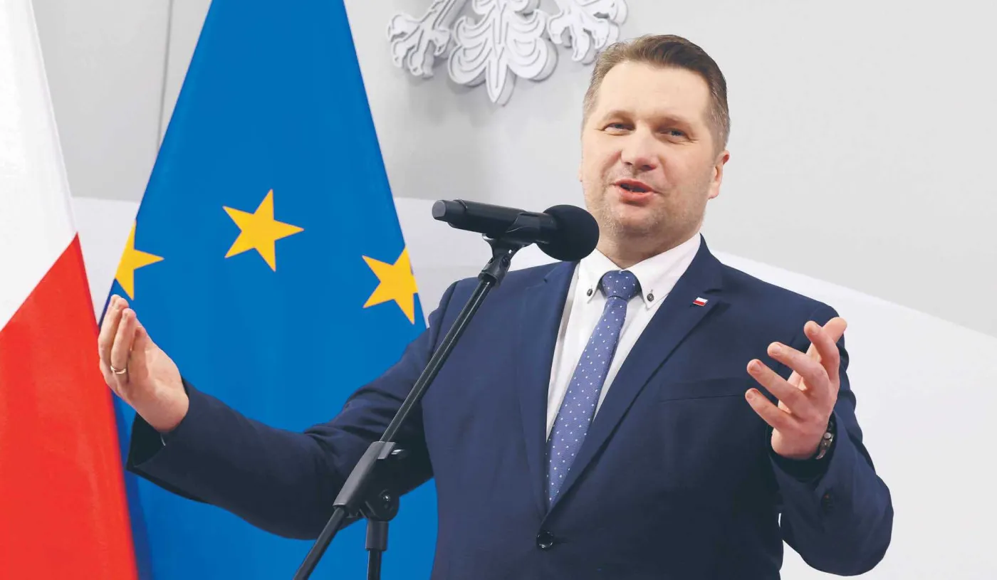 Szkolne manewry kadrowe