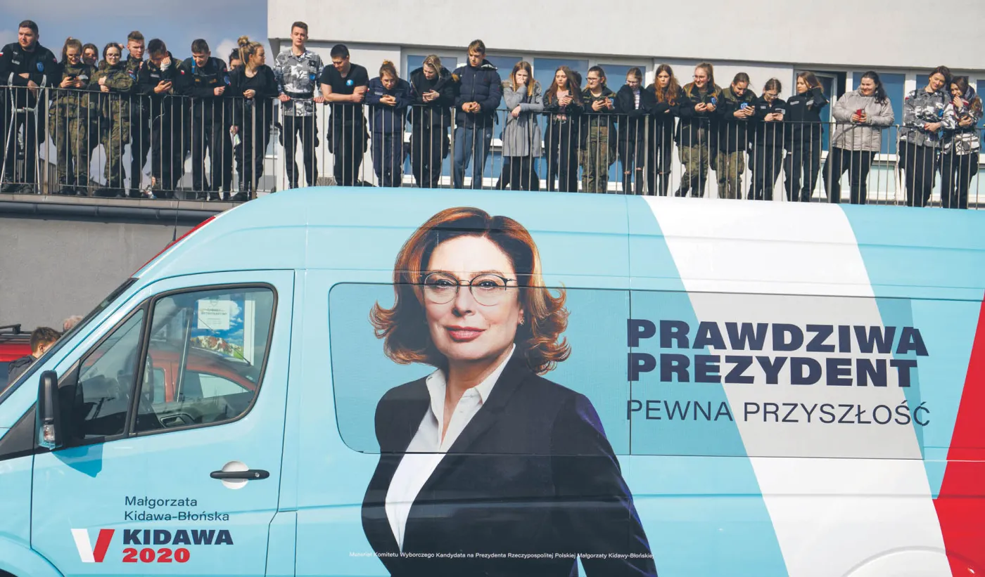 Kidawa-Błońska odwleka wybory