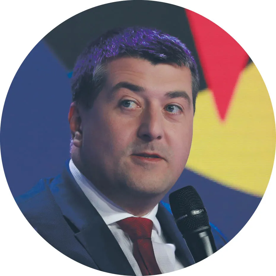 Filip Majdowski, Ministerstwo Aktyw