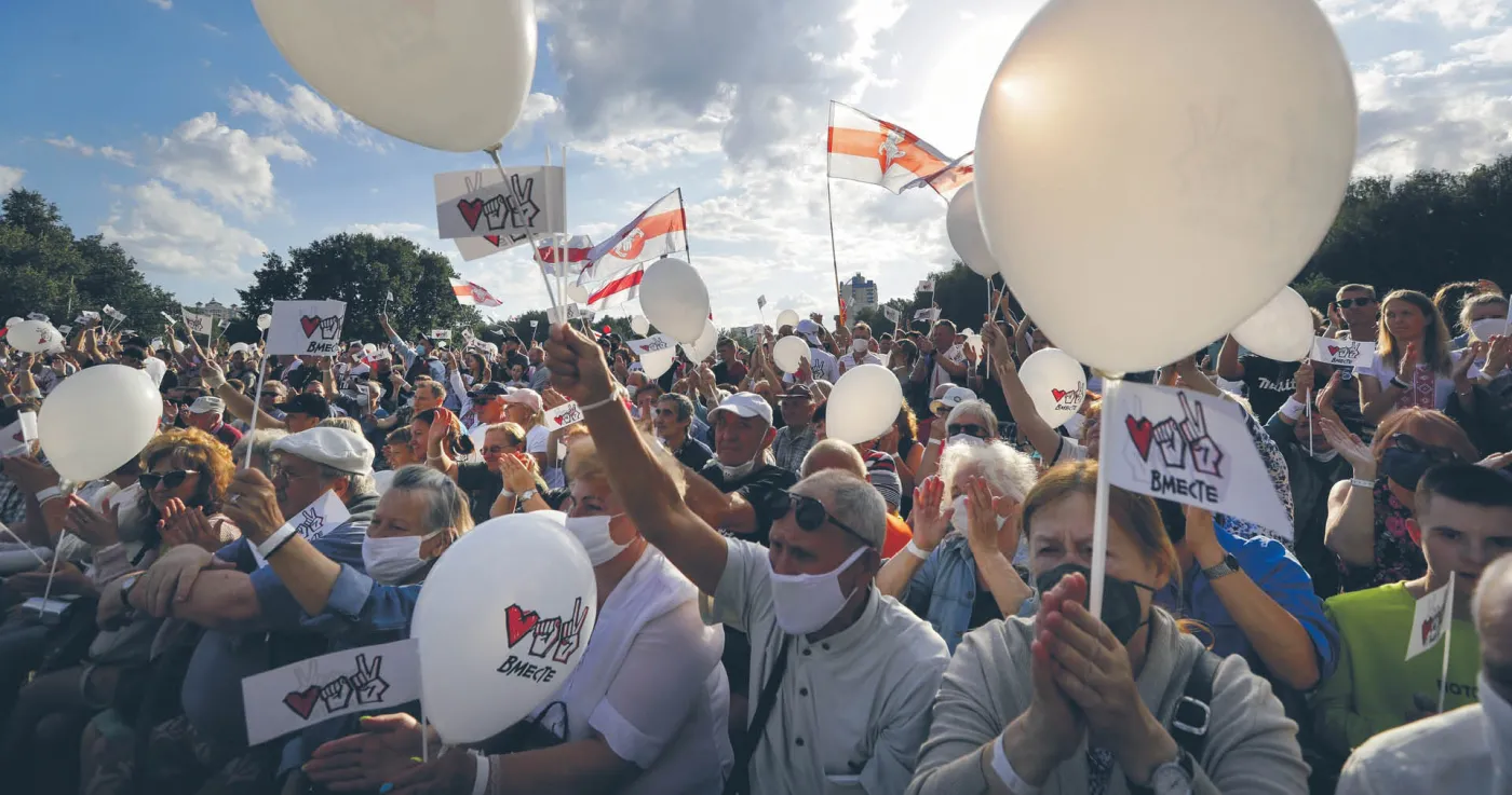 Mińsk musi się liczyć z powrotem do izolacji