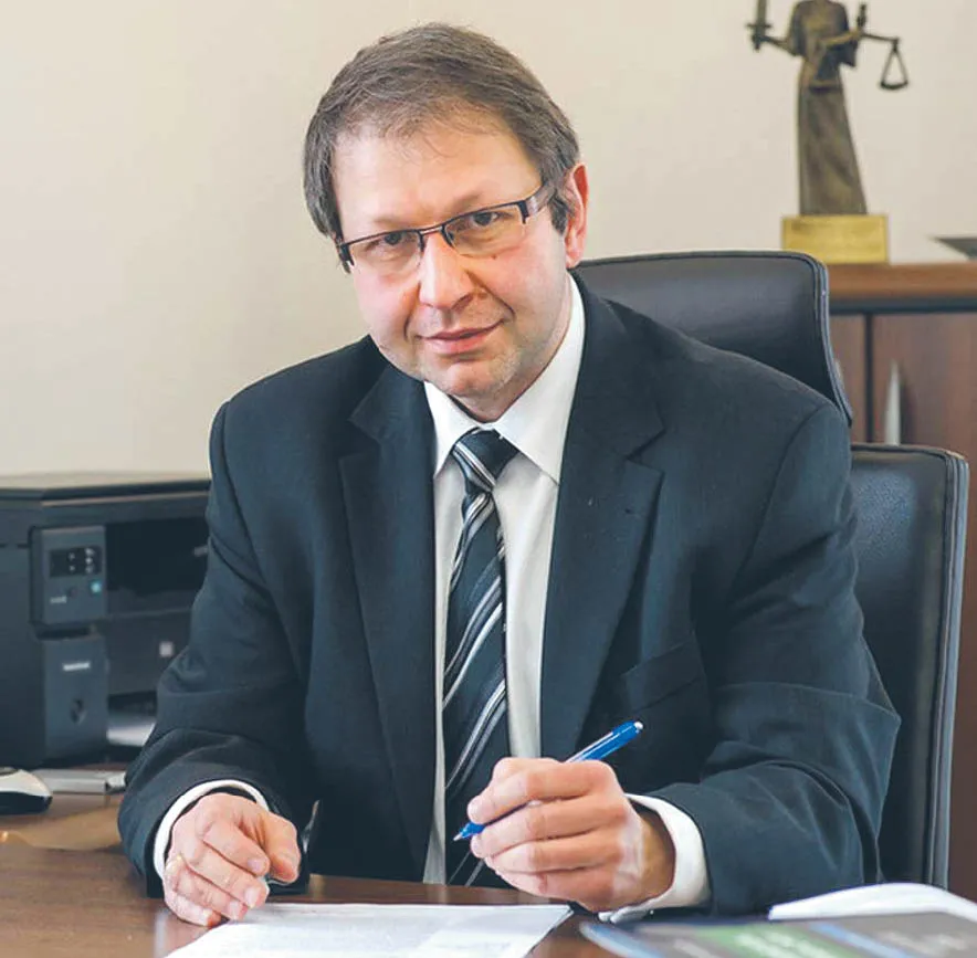 Dr hab. prof. UO Piotr Stec, Wydział Prawa i Administracji, Uniwersytet Opolski