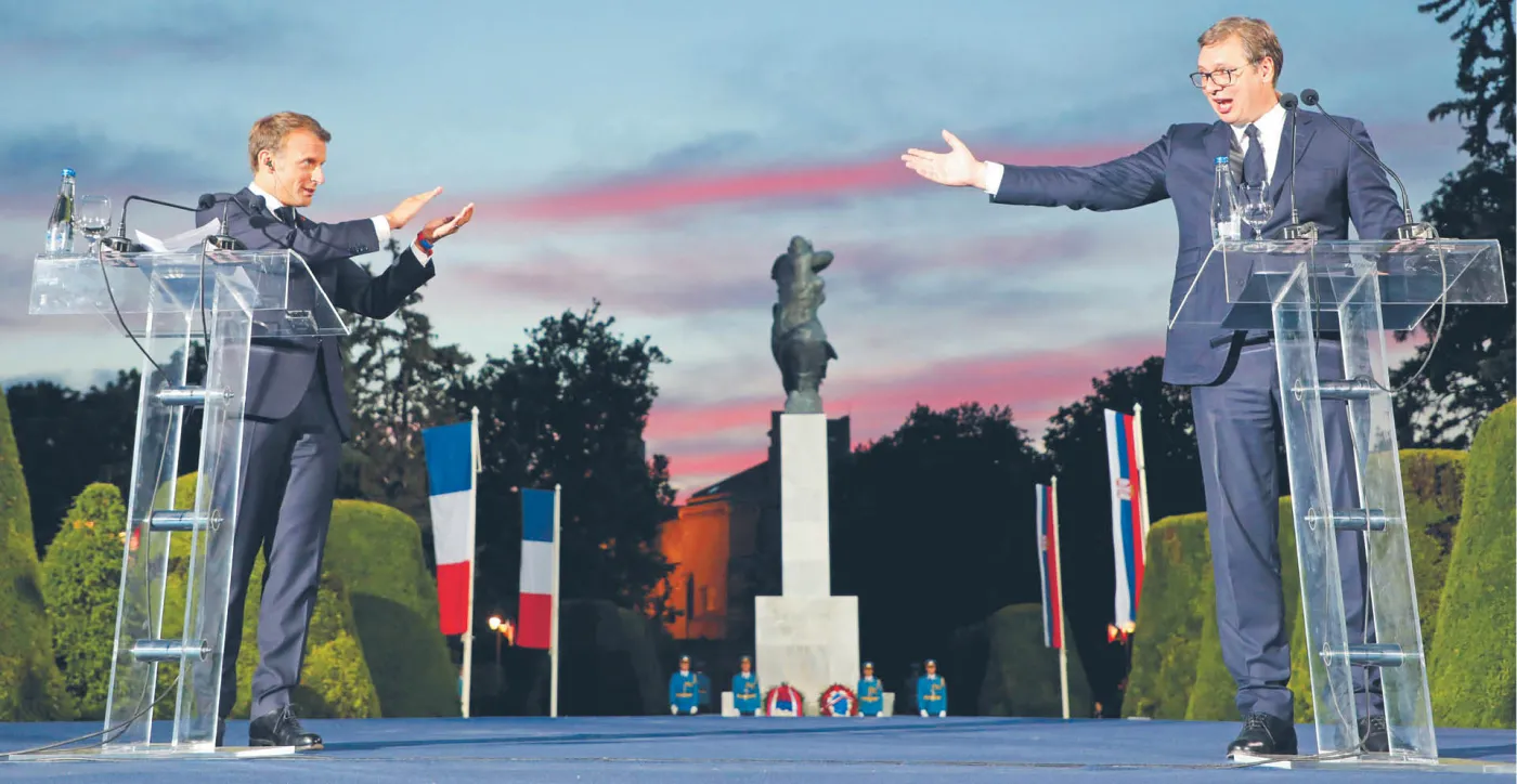 Francja wkracza do gry o Bałkany
