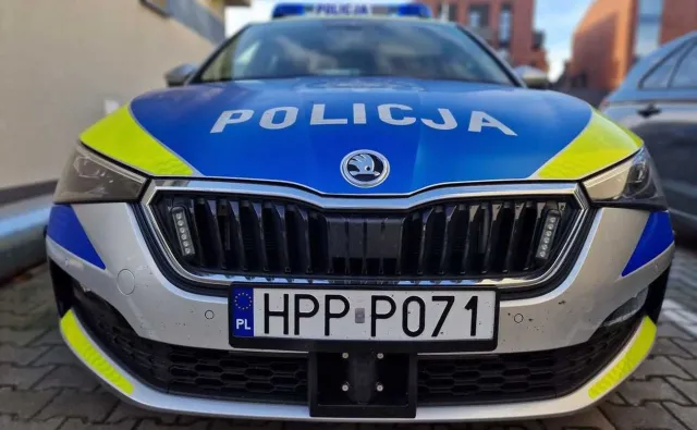 Policja, NIK i skarbówka zamieszane w przekręty: zarzuty dla prawnika w sprawie grupy przestępczej