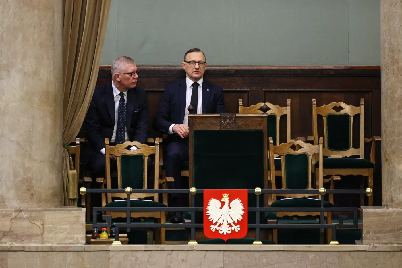 Służby kontra Pałac. Cenckiewicz w samym środku burzy