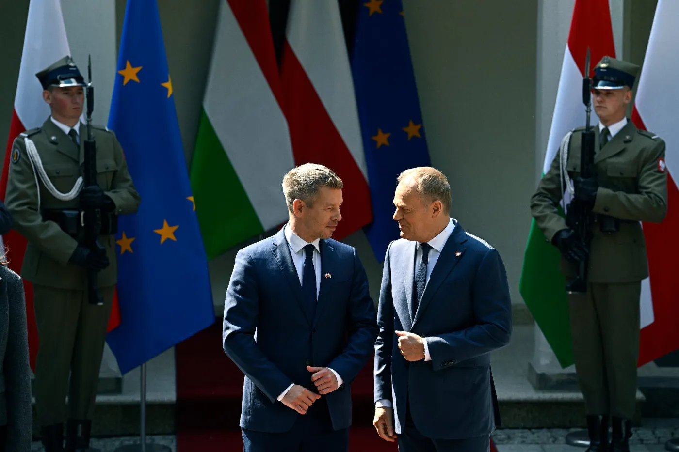 Péter Magyar i Donald Tusk - Warszawa była pierwszą zagraniczną stolicą, jaką odwiedził nowy premier Węgier