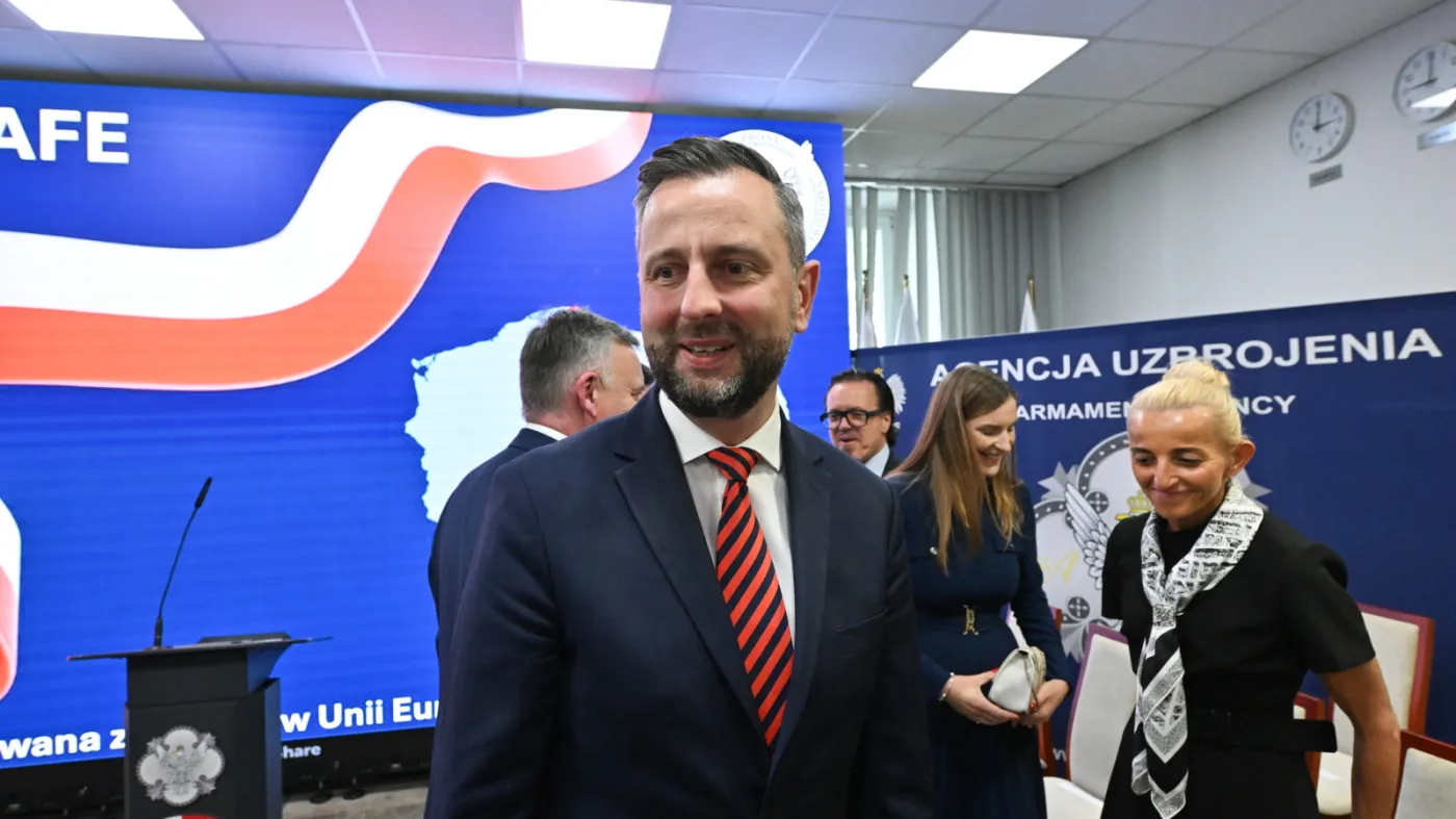 Wojsko kupuje kolejne drony i amunicję krążącą. MON podpisał umowy z WB Electronics