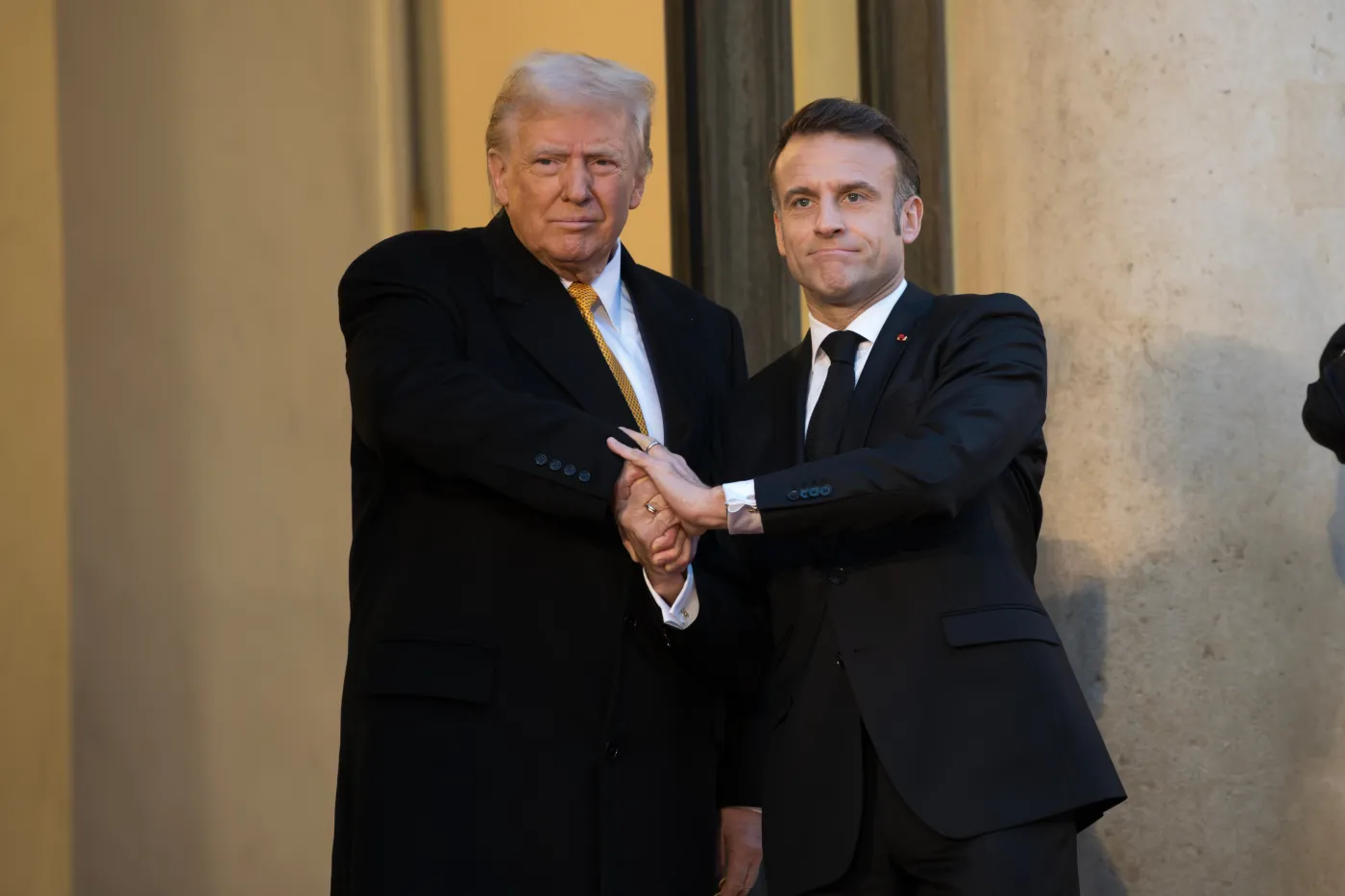 Atomowa broń UE w wojnie handlowej. Czy zostanie przetestowana na Trumpie?