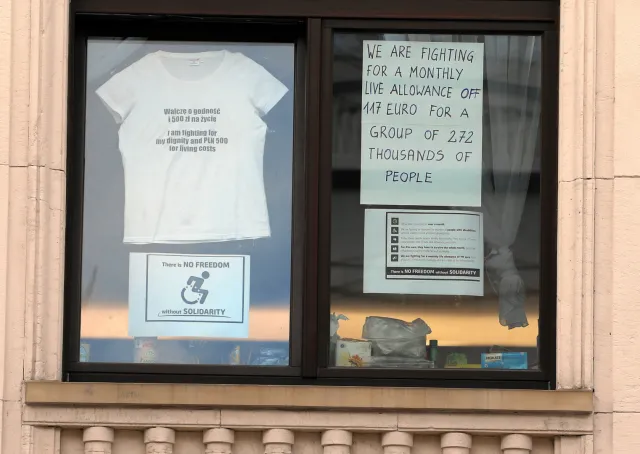 Rok po proteście niepełnosprawnych w Sejmie: Żaden z 21 postulatów nie został w całości zrealizowany