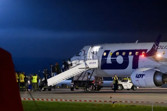 Afgańczycy ewakuowani do Polski mają wsparcie od państwa, firm i uczelni