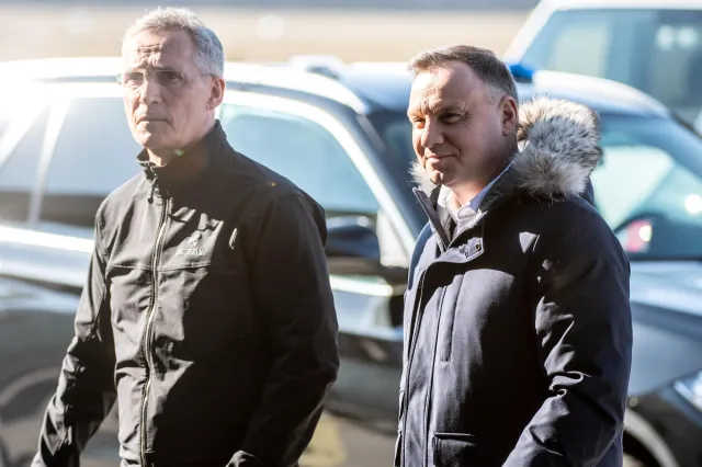 Duda odbył pilne konsultacje z sekretarzem generalnym NATO