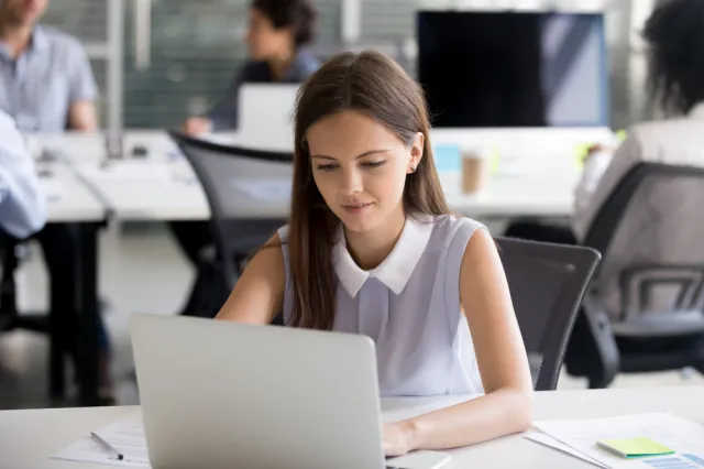 Unia Europejska chce zakazać bezpłatnych staży