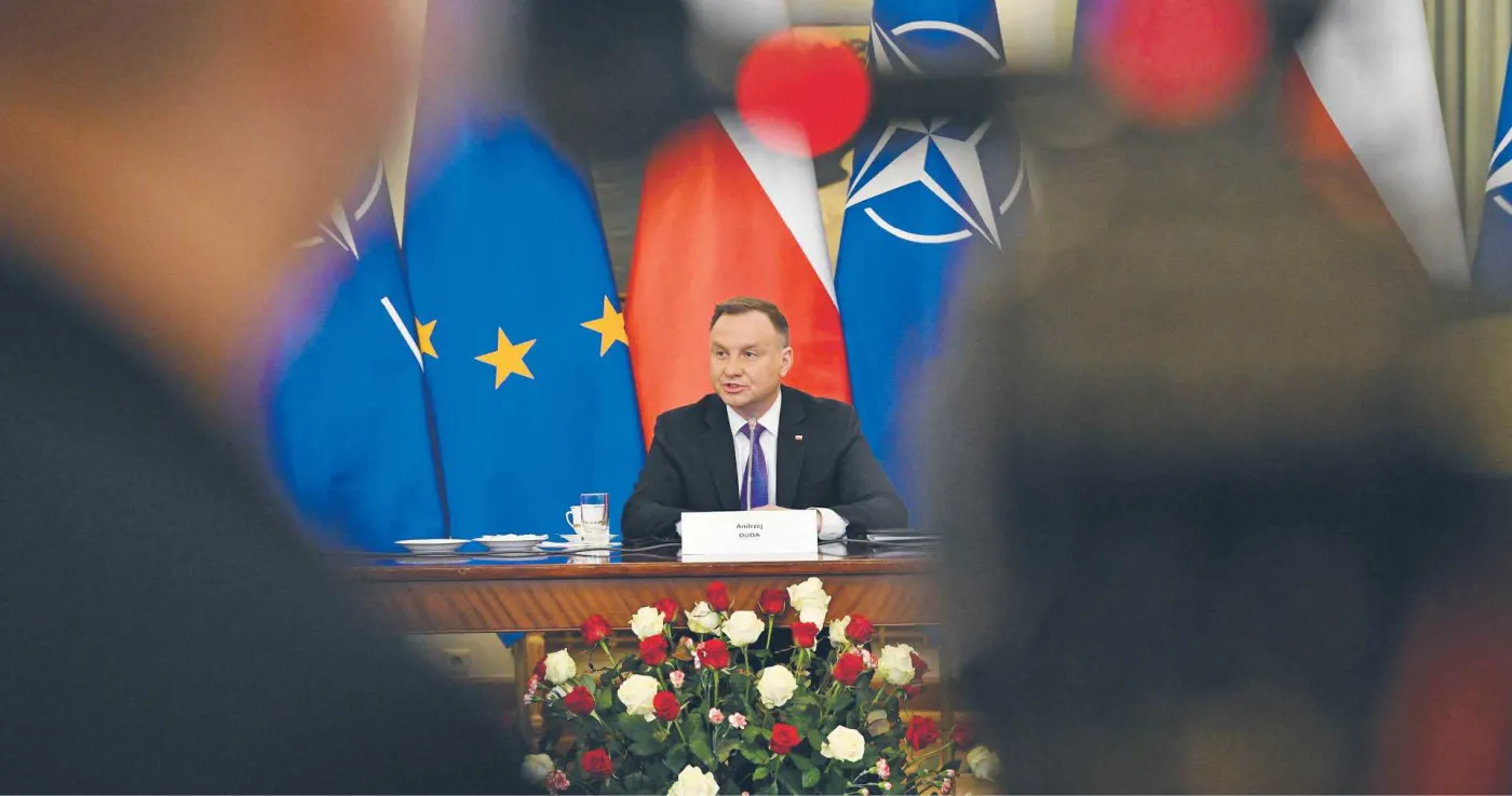 PiS rusza z wojenną legislacją
