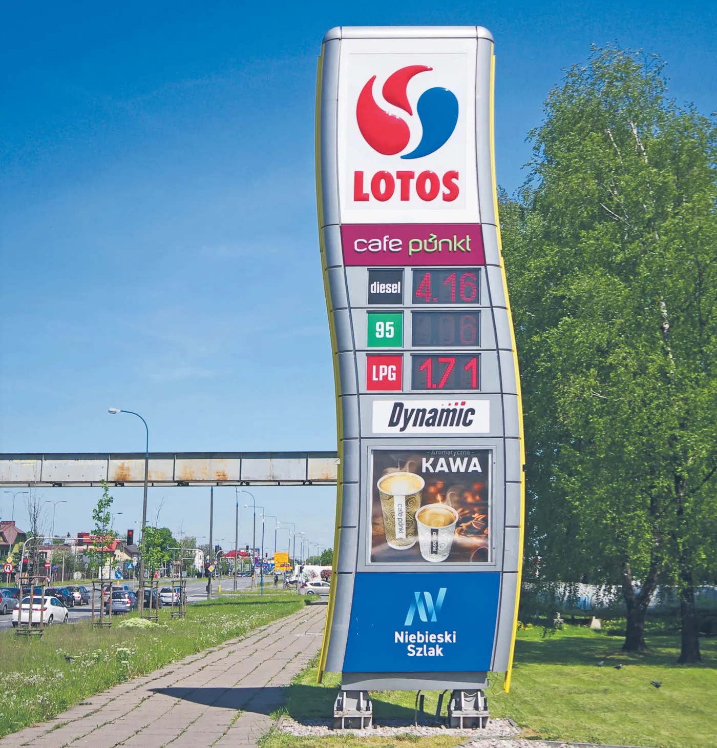 Są chętni na kawałek polskiej rafinerii