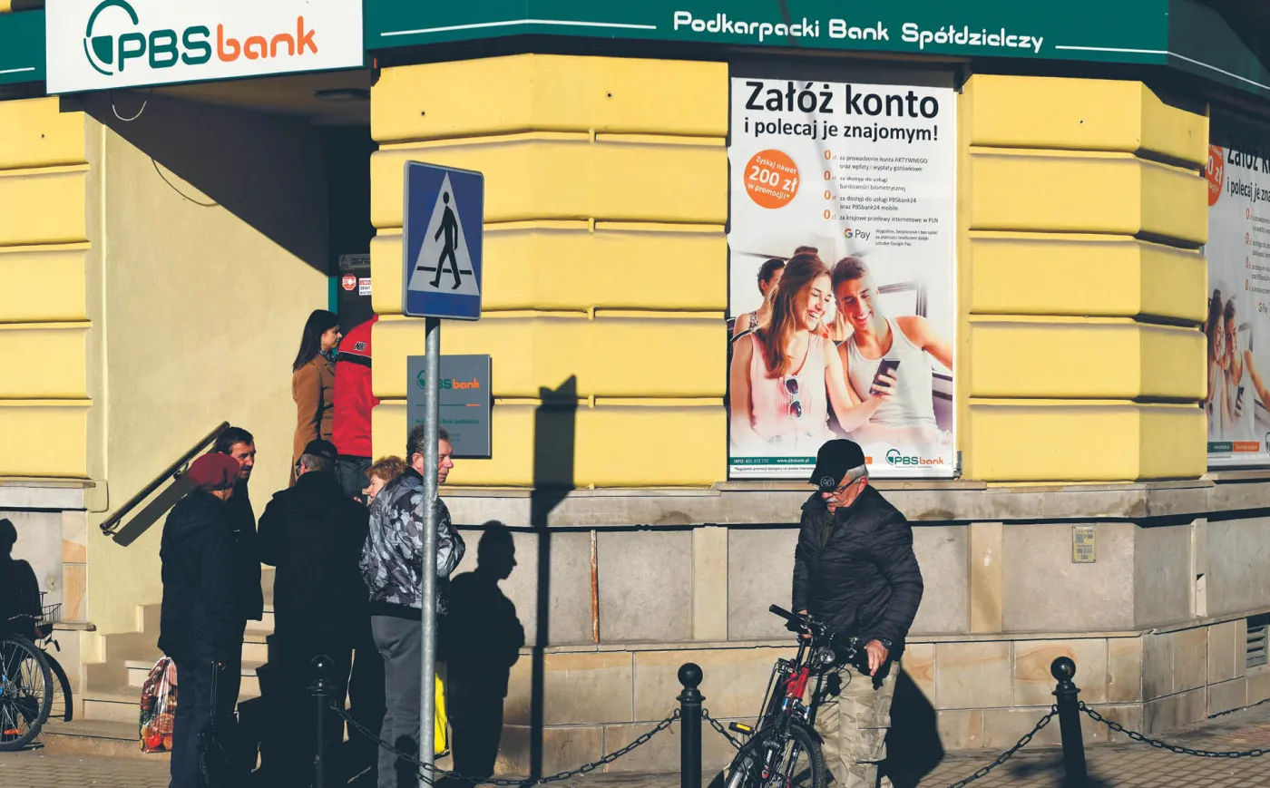 Więcej czasu na sprzedaż pozostałości po Podkarpackim