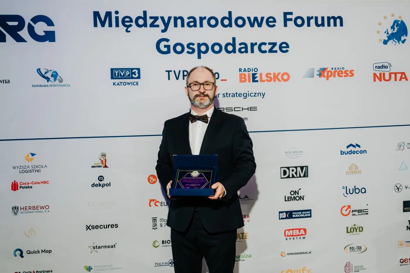 Prof. dr hab. n. med. Jan Krakowiak uhonorowany tytułem Złoty Champion Biznesu 2025