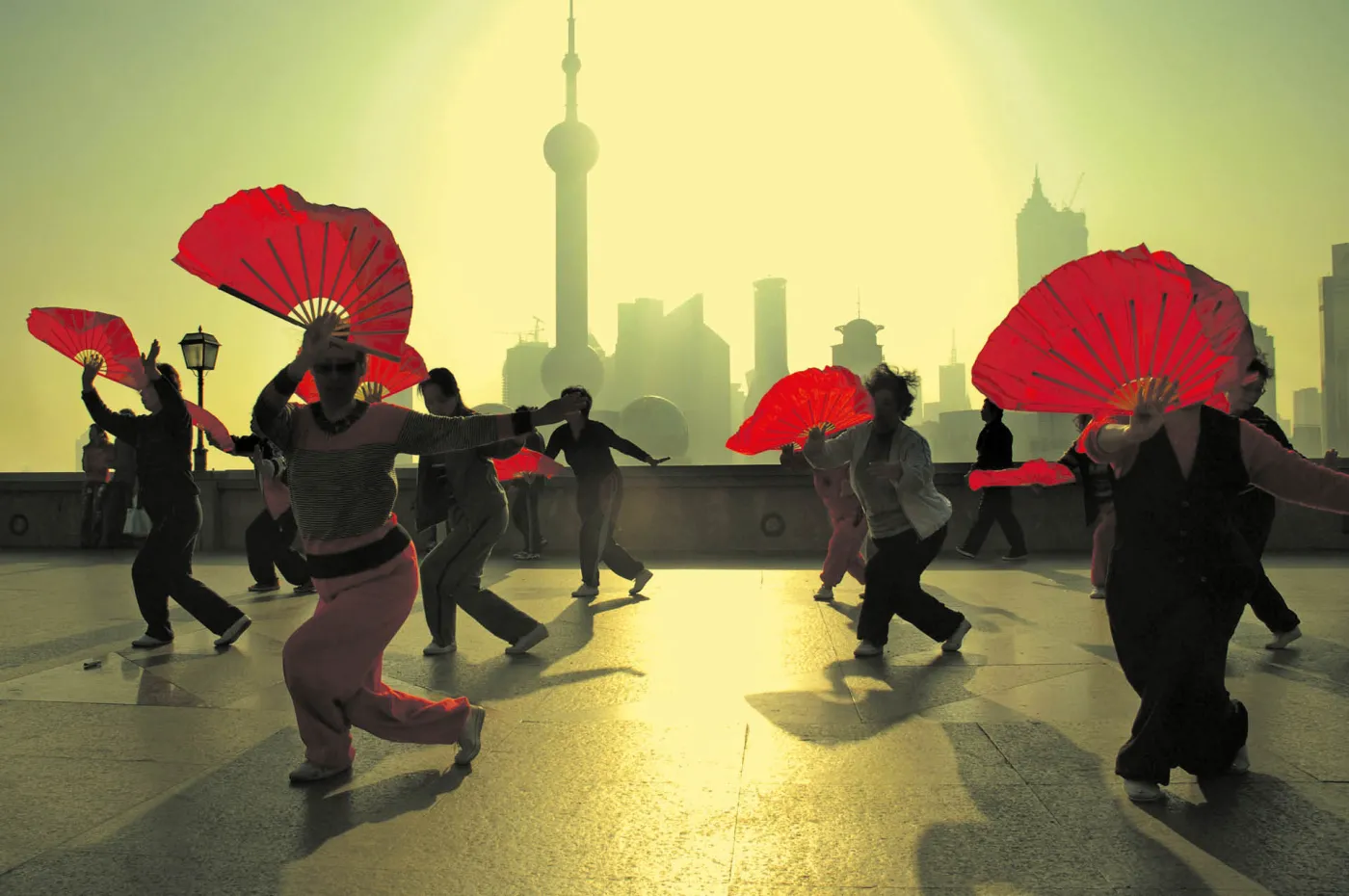Ćwiczenia tai chi z wachlarzami, Szanghaj