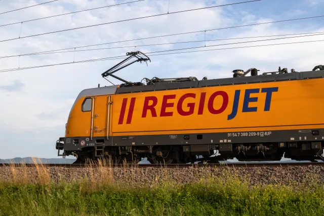 Sanepid zamyka magazyn żywności należący do RegioJet. „Nieprawidłowości w przechowywaniu środków spożywczych”