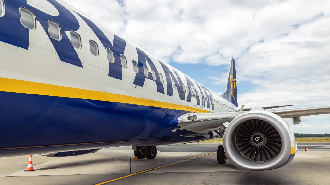 Ryanair mocno rośnie w Modlinie. Lotnisko postawi namioty