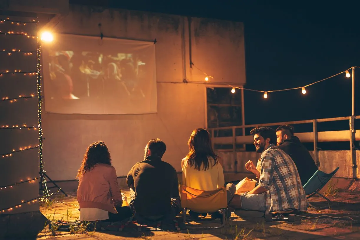 kino seans film spotkanie przyjaciele lato