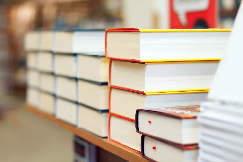 Artur Owczarski: Self-publishing. Ile kosztuje wydanie książki? [PODCAST]