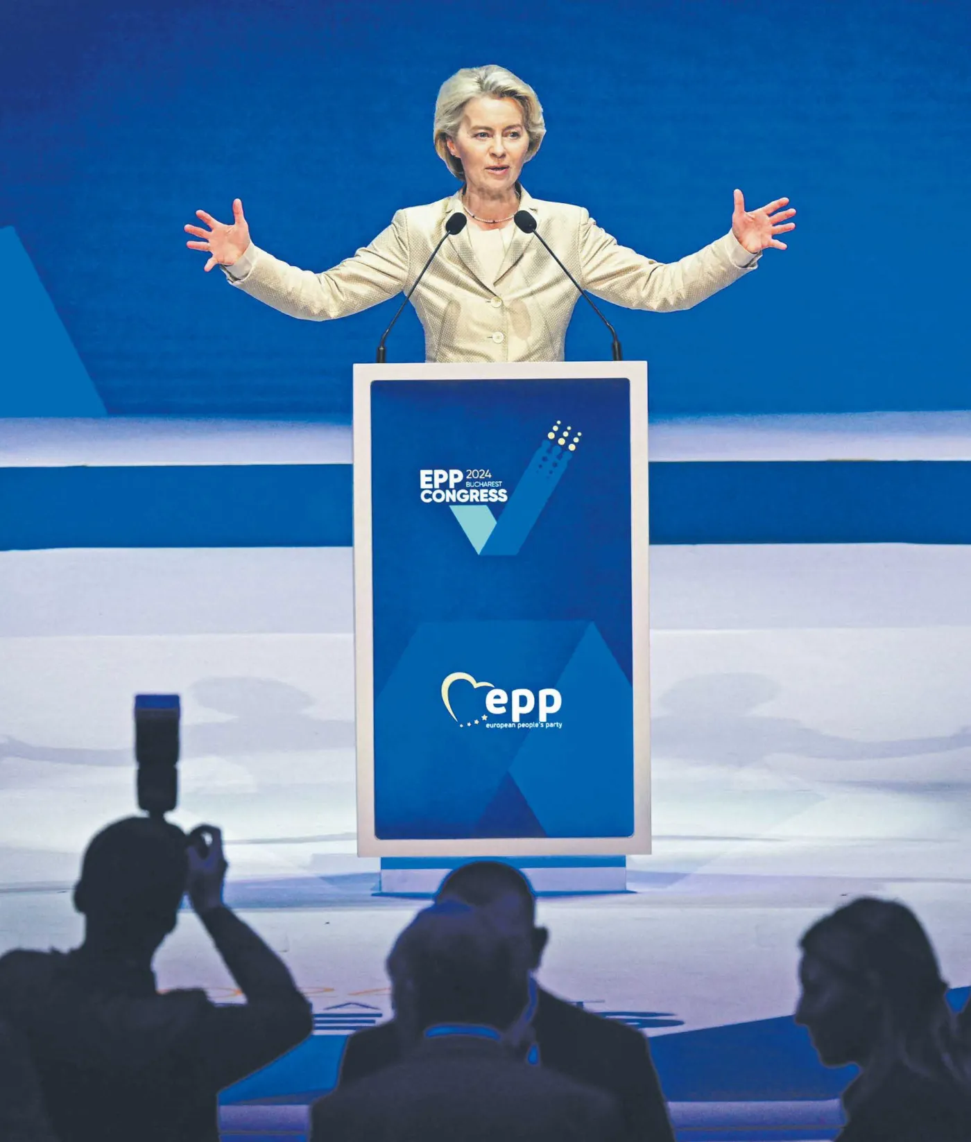 Von der Leyen na łasce czystej polityki