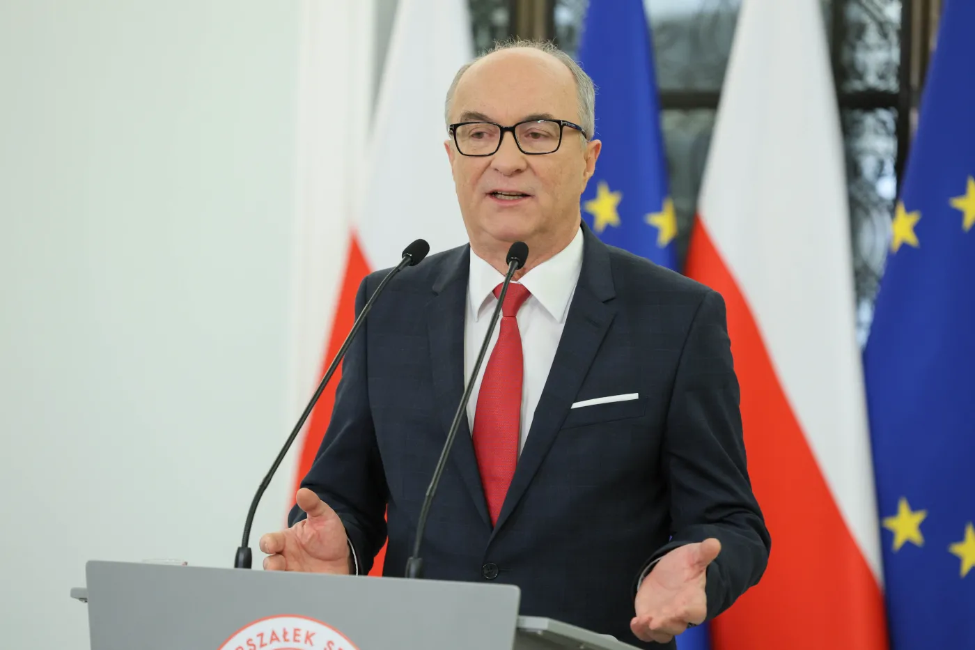 Czarzasty zawiadomił prokuraturę ws. Berkowicza. Mówi o zniszczeniu flagi i propagowaniu faszyzmu