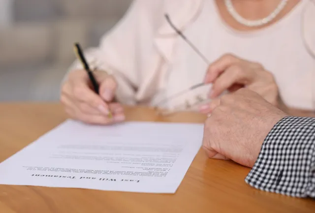 Wydziedziczenie dziecka w 2026 roku. Samo pominięcie w testamencie nie wystarczy