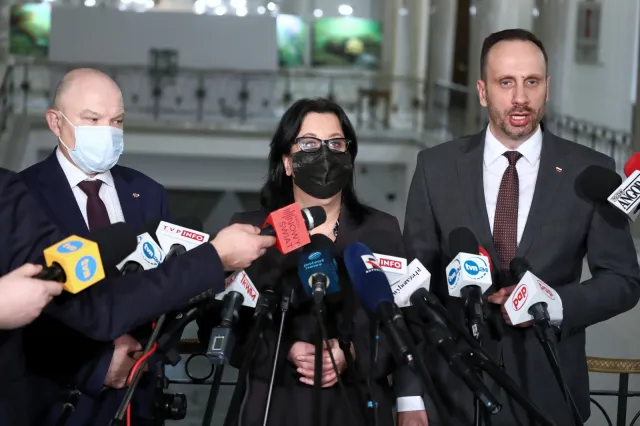 Czerwińska: Oczekujemy od opozycji bezwzględnej lojalności ws. Nord Stream 2