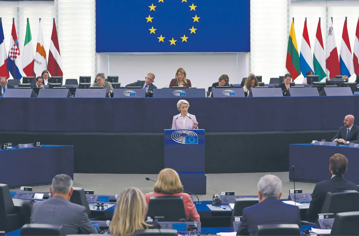 Jak wypłacić Polsce pieniądze, a nie rozwścieczyć liberałów