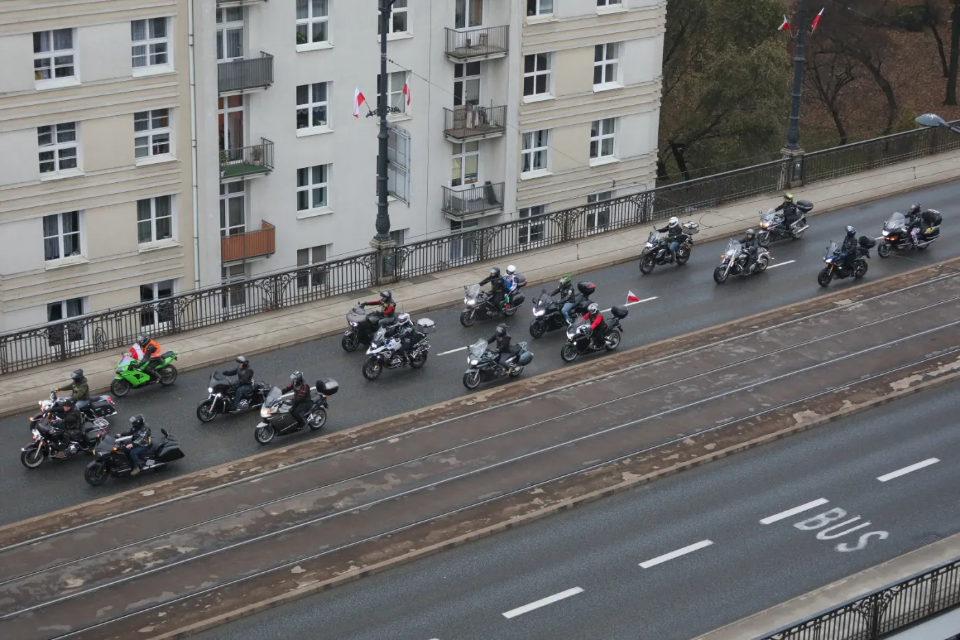 Motocykliści na Marszu Niepodległości 2023