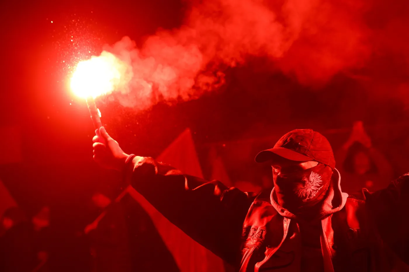 Stołeczna Policja podsumowuje Marsz Niepodległości: Zabezpieczono ponad 1100 środków pirotechnicznych. Co jeszcze się wydarzyło?