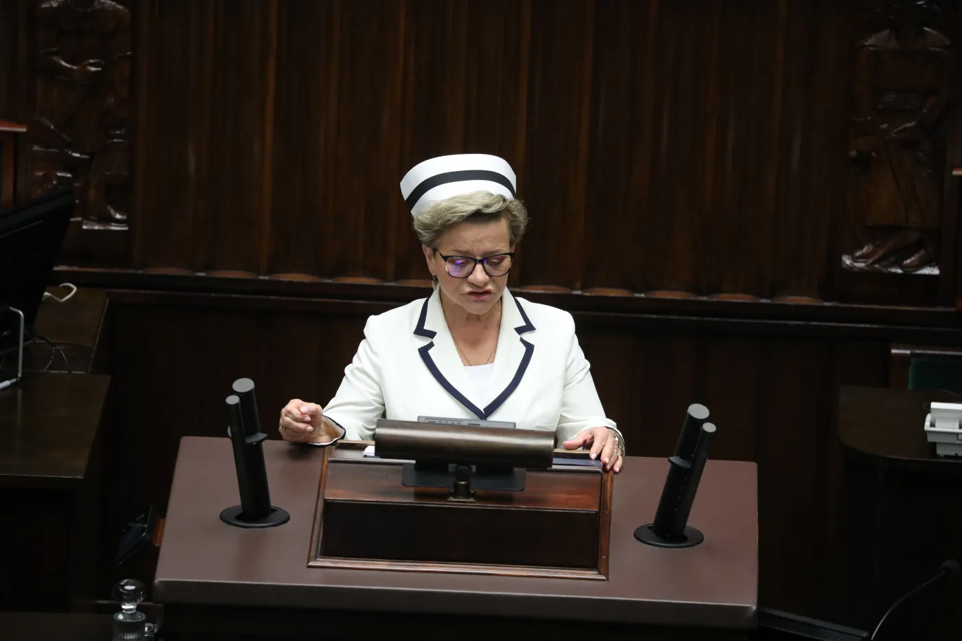 Z dnia na dzień uznawano, że nie mają magistrów. Pielęgniarki chcą końca patologii [WYWIAD]