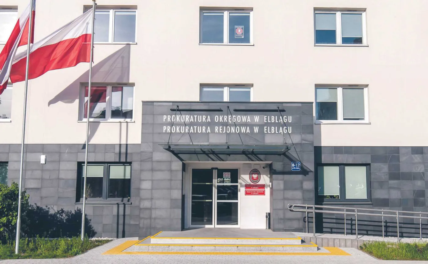 Śledczy badają podejrzane kursy