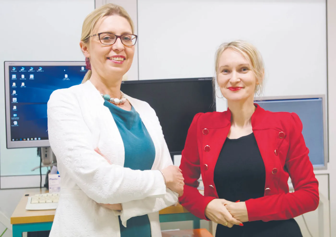 Kostka, która kłuje i bada