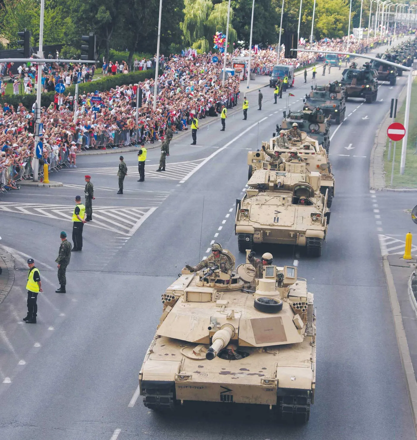 Patrioty dotrą do Polski w 2022