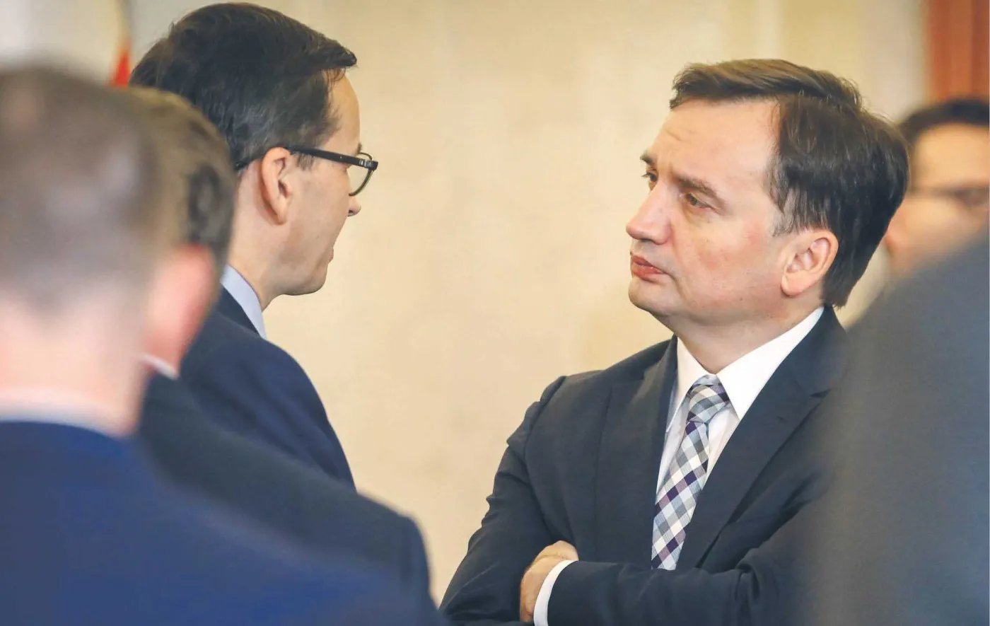 Wojna trybunałów